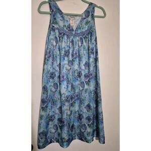 💥rare Vanity Fair Small Blue Rose Floral Nightgown D1